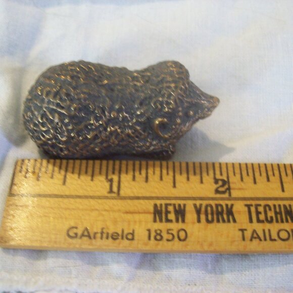 Miniature Metal Hedgehog Figurine Collectible Lucky Hedgehog - Picture 2 of 6